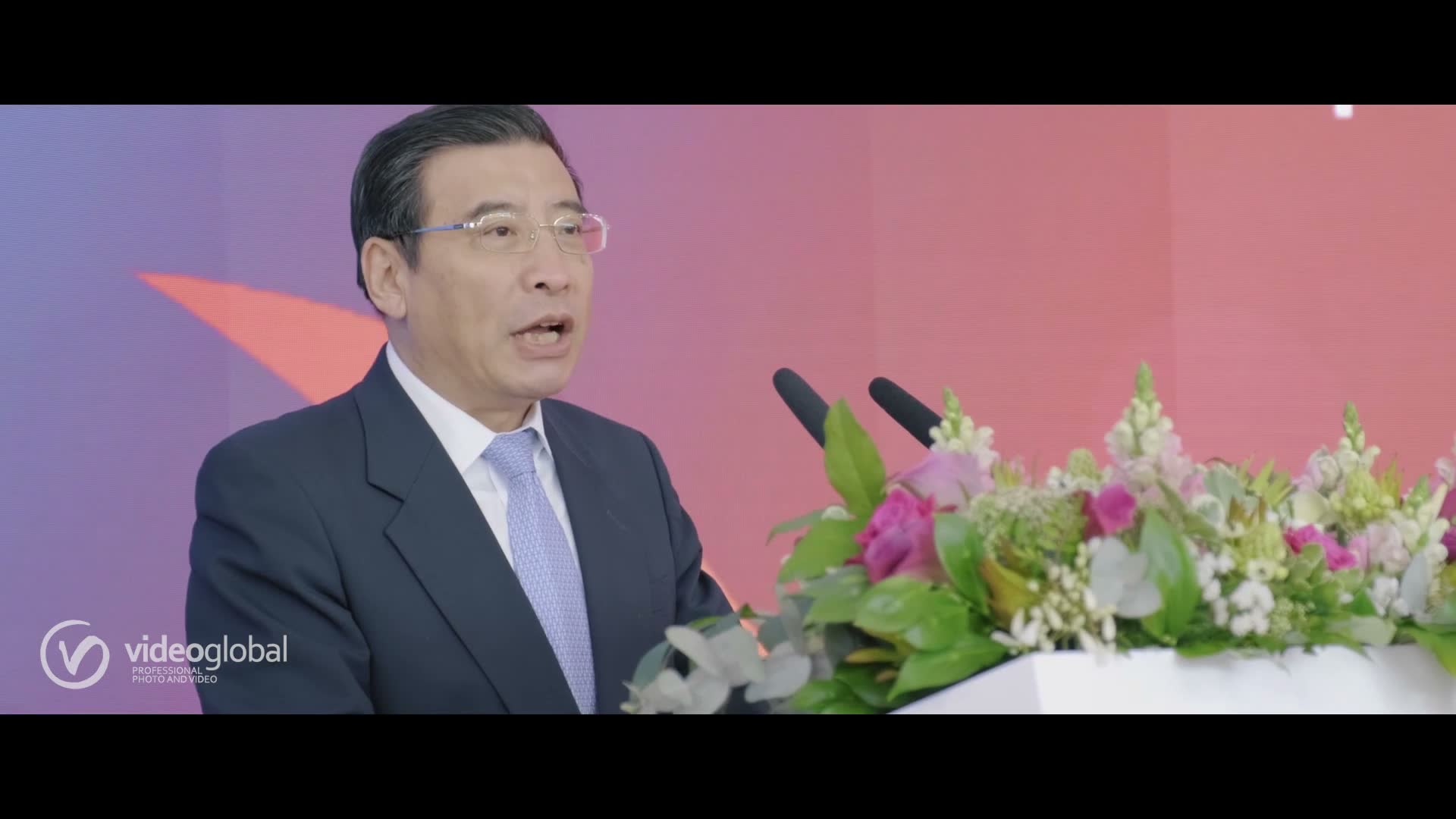 деловые переговоры на стенде Expo-One China, первый день МАКС 2019