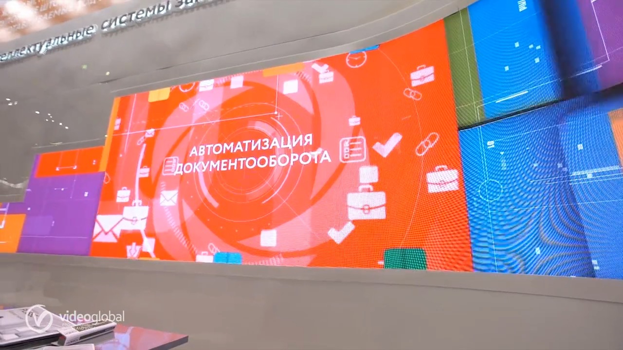 LED-экран на выставке Mosbuild 2018 — кадр из материалов для презентационного видео