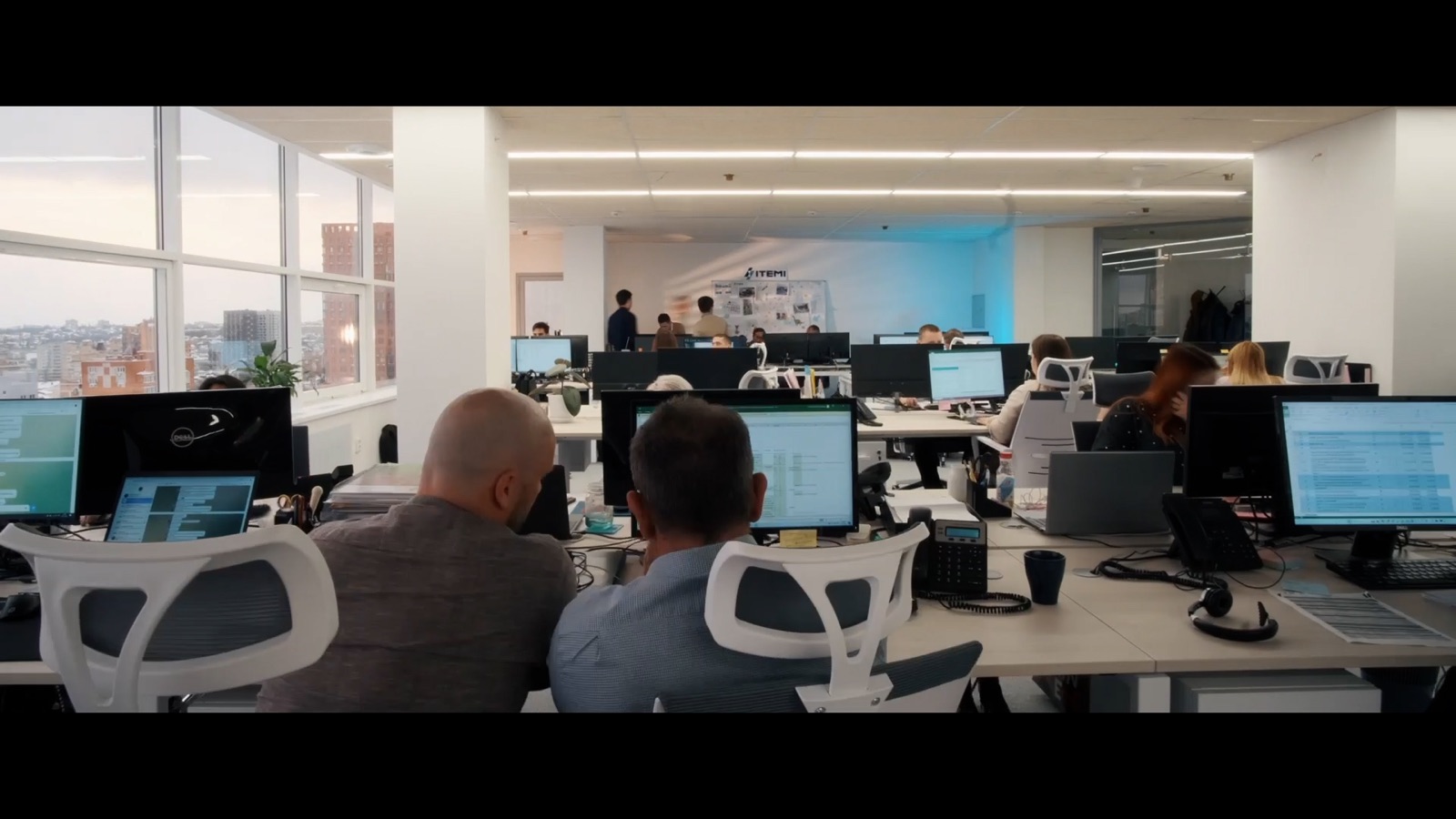 Съёмка цеха ITEMI — кадр оборудования и рабочего пространства