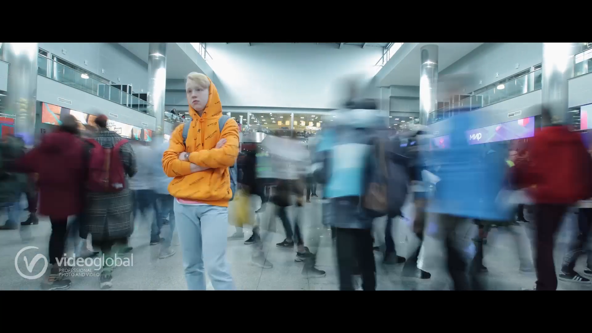 Стенд и команда